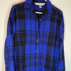 Long sleeve flannel.
